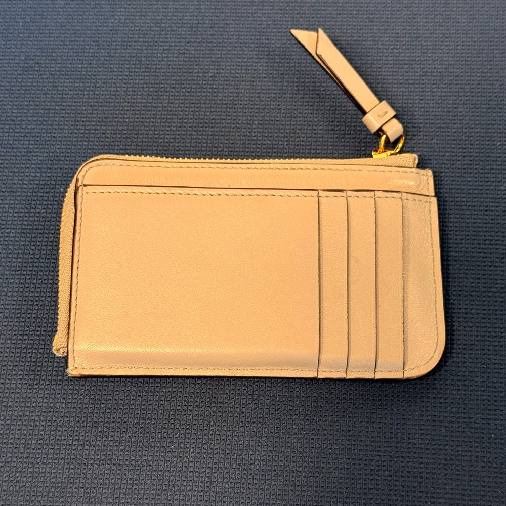 Chloe Wallet - Picture 2 of 7